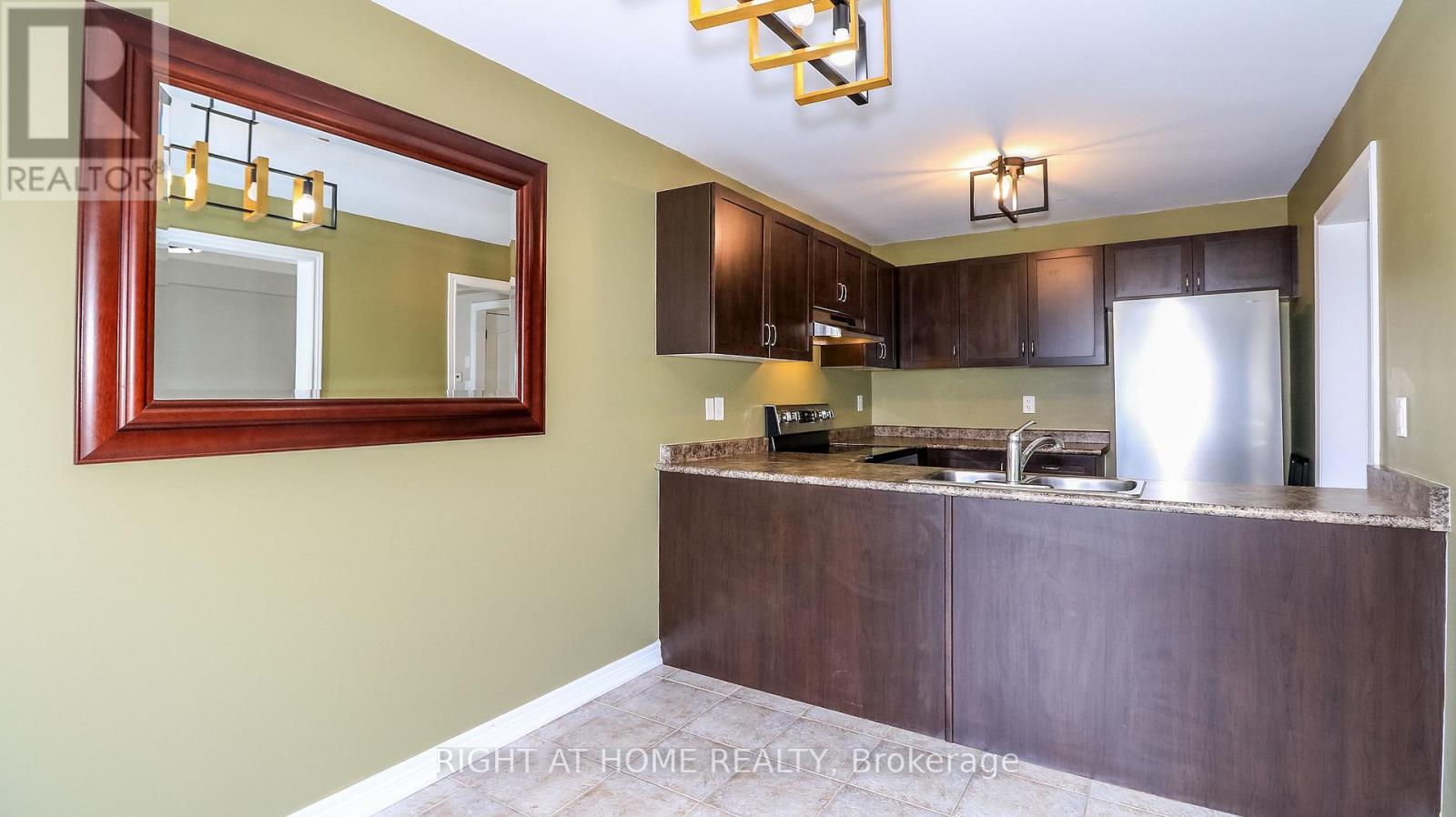 165 Greenwood Drive, Essa (Angus), Ontario  L3W 0E4 - Photo 22 - N13842822