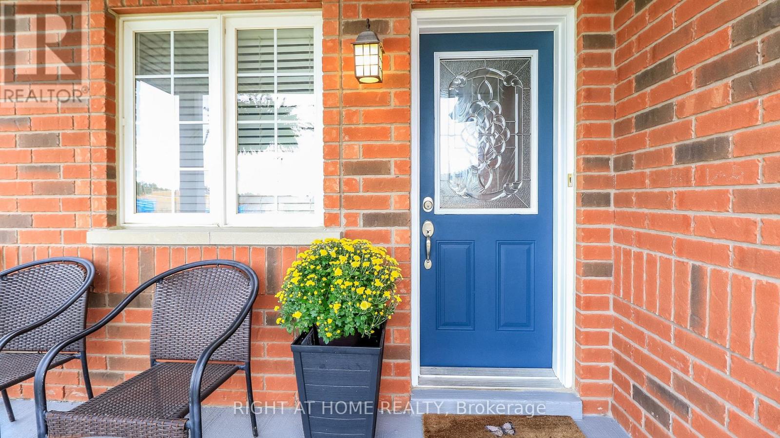 165 Greenwood Drive, Essa (Angus), Ontario  L3W 0E4 - Photo 3 - N13842822