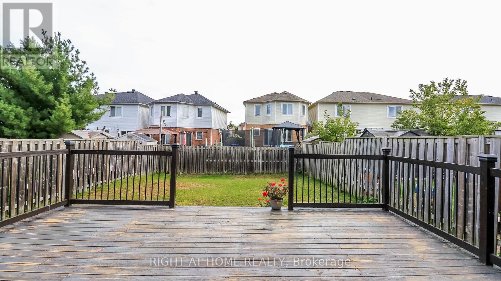 165 Greenwood Drive, Essa (Angus), Ontario  L3W 0E4 - Photo 6 - N13842822