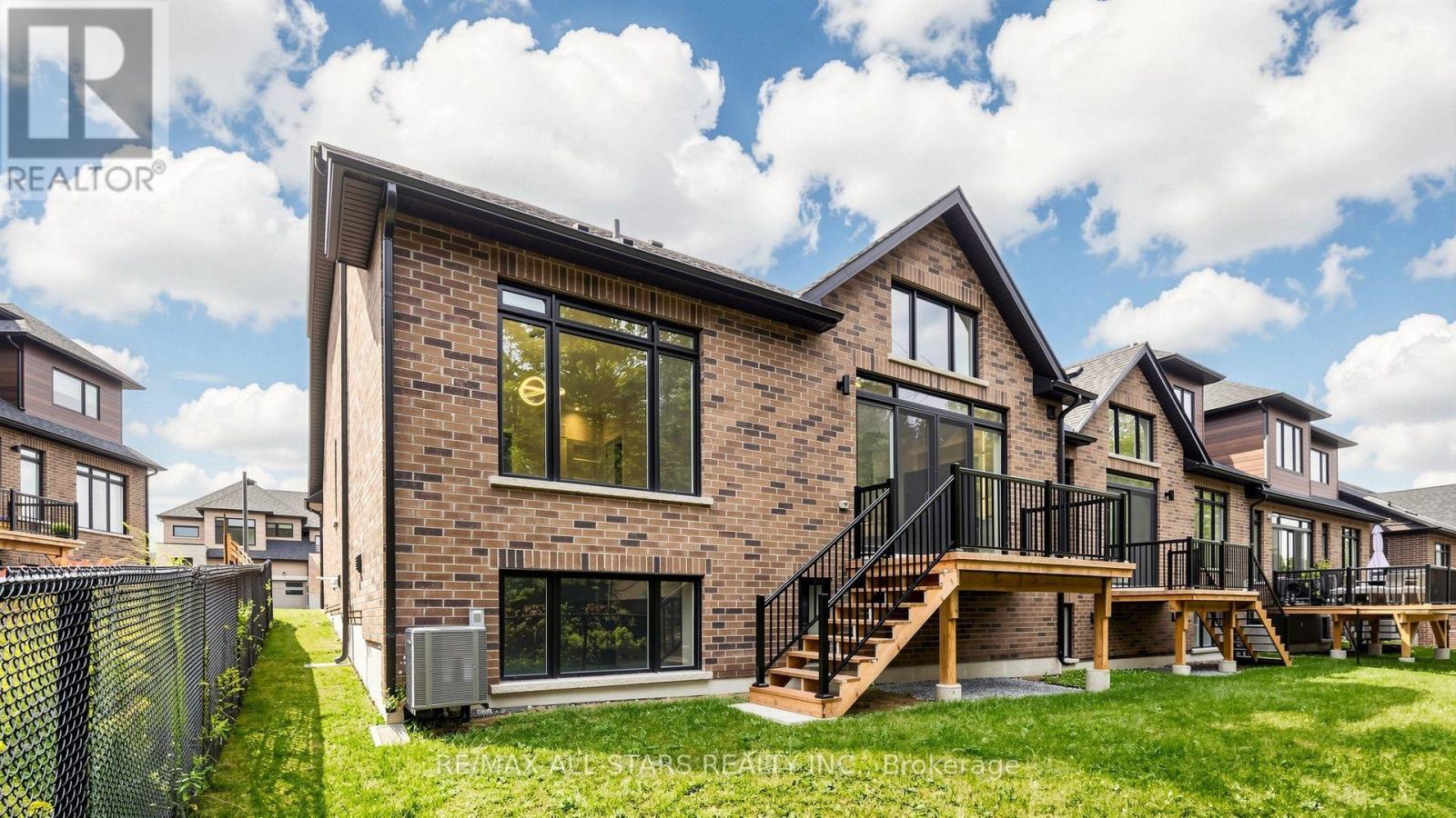 1 Lois Torrance Trail, Uxbridge, Ontario  L9P 0R9 - Photo 5 - N13842912
