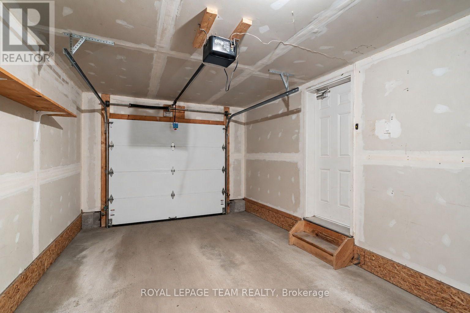 213 Tewsley Drive, Ottawa, Ontario  K1V 0V7 - Photo 39 - X13842786