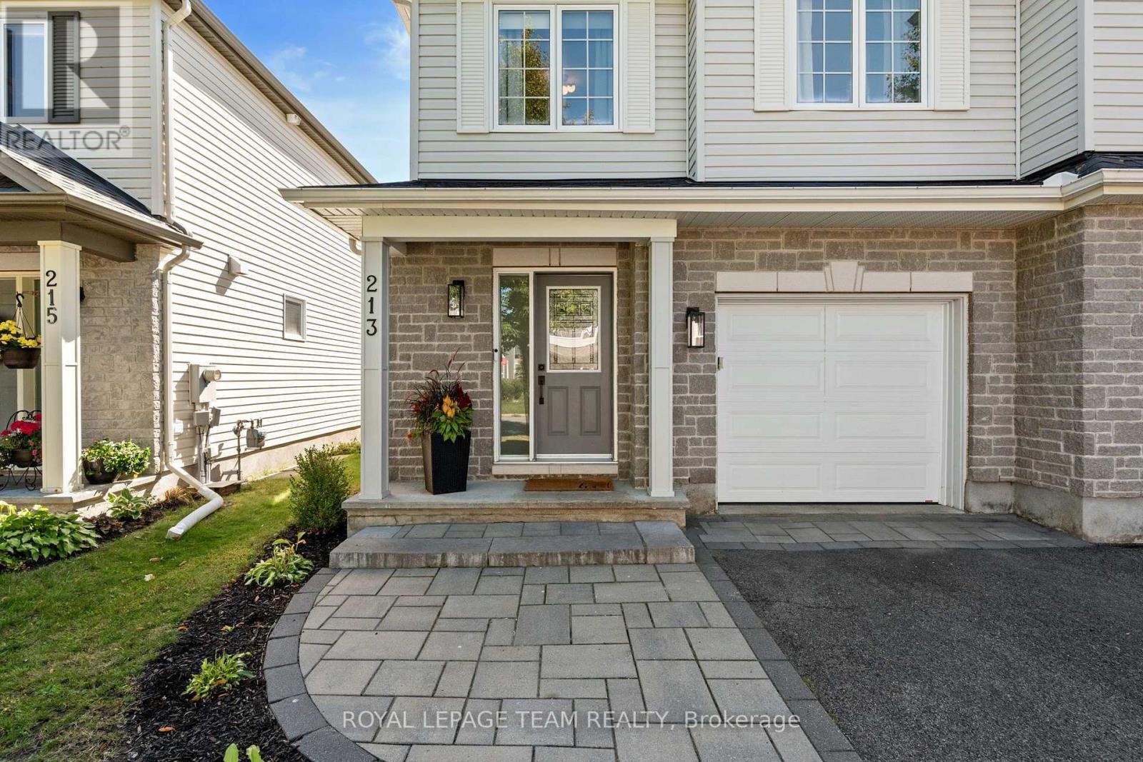 213 Tewsley Drive, Ottawa, Ontario  K1V 0V7 - Photo 4 - X13842786