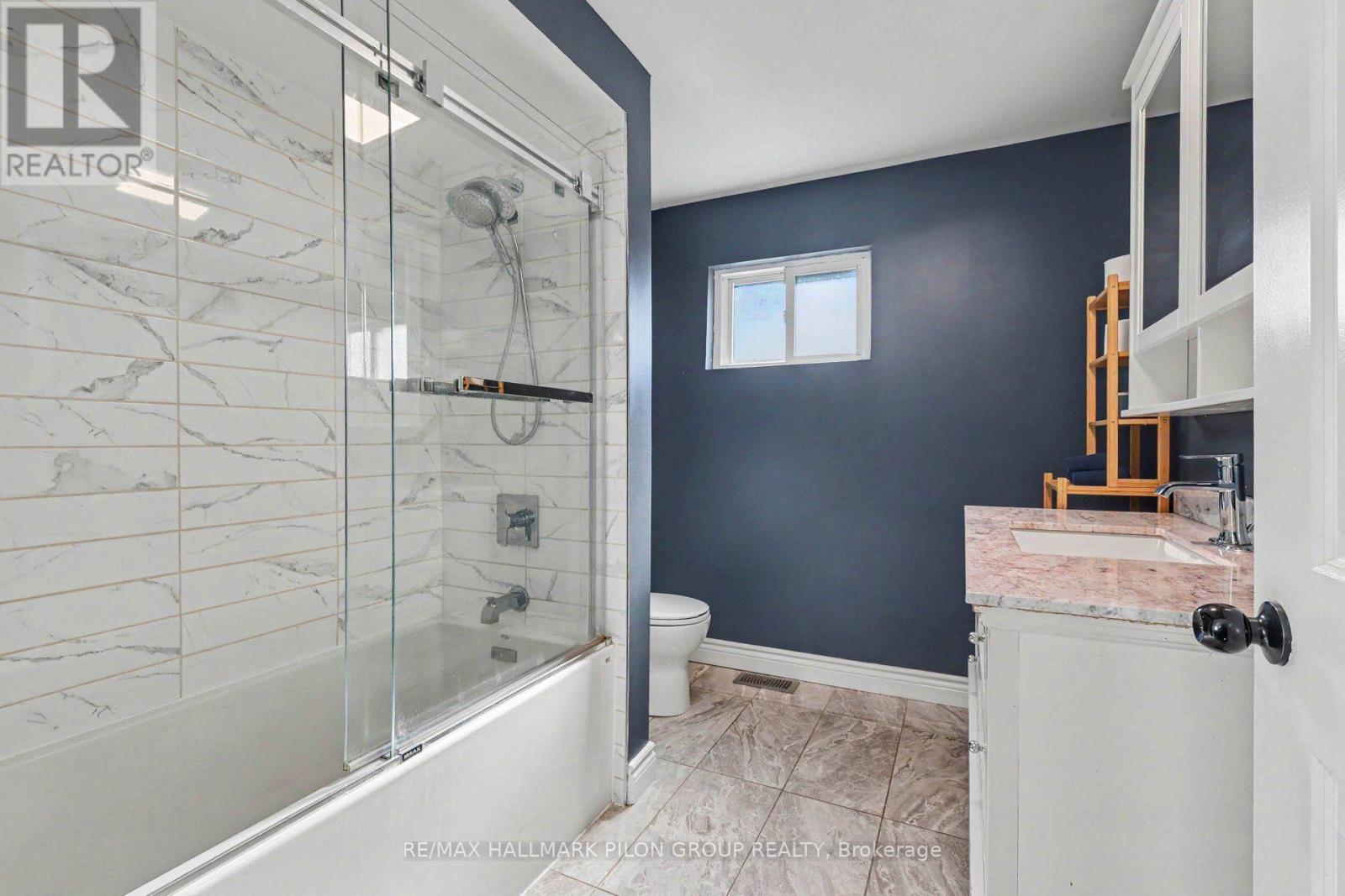 25 Moore Street, Mcnab/braeside, Ontario  K7S 1G3 - Photo 11 - X13842872