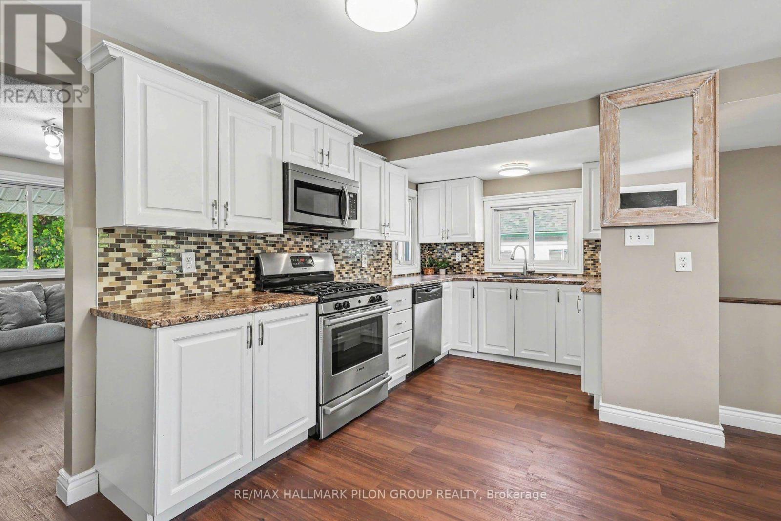 25 Moore Street, Mcnab/braeside, Ontario  K7S 1G3 - Photo 7 - X13842872
