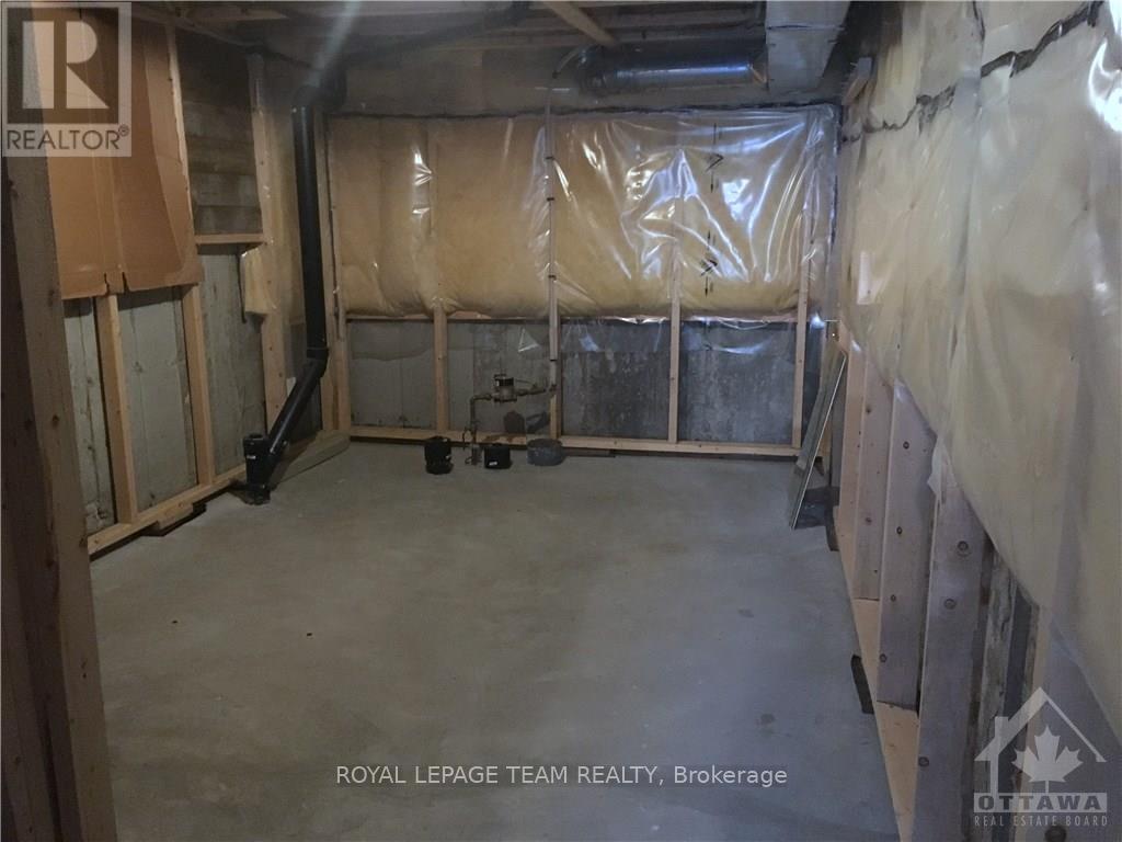 133 Forestbrook Street, Ottawa, Ontario  K2K 0A8 - Photo 18 - X13842984