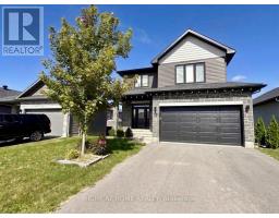 35 DOUGLAS BROWN WAY, Arnprior, Ontario