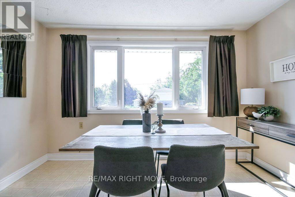 94 Fittons Road E, Orillia, Ontario L3V 2J5 - Photo 10 - S13842688
