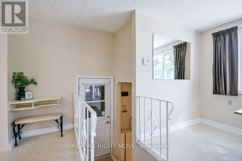 94 Fittons Road E, Orillia, Ontario L3V 2J5 - Photo 28 - S13842688