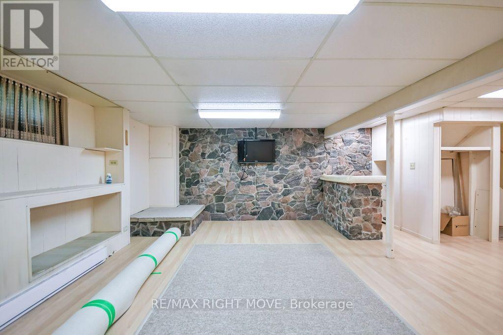 94 Fittons Road E, Orillia, Ontario L3V 2J5 - Photo 30 - S13842688