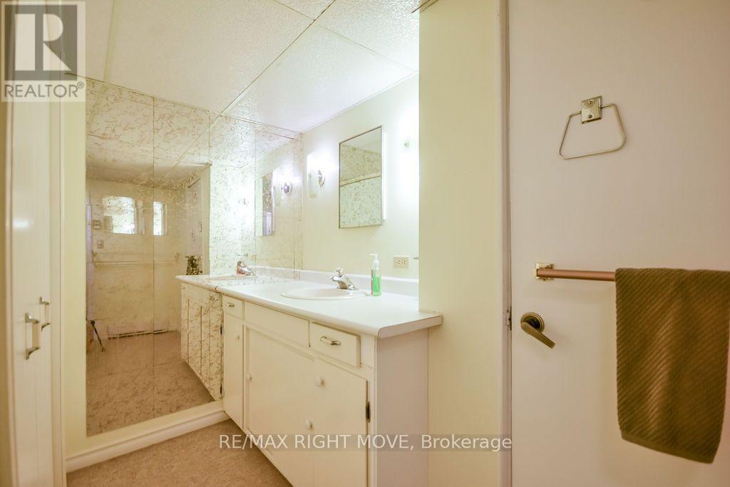 94 Fittons Road E, Orillia, Ontario L3V 2J5 - Photo 35 - S13842688