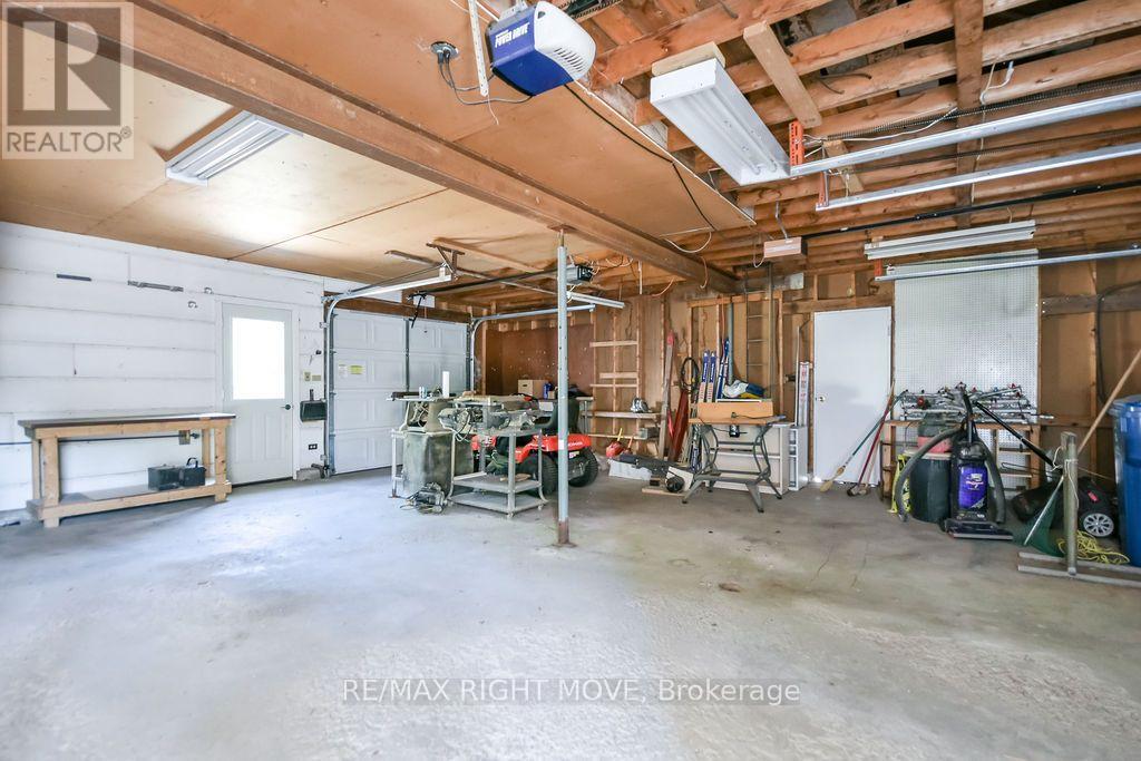 94 Fittons Road E, Orillia, Ontario L3V 2J5 - Photo 39 - S13842688