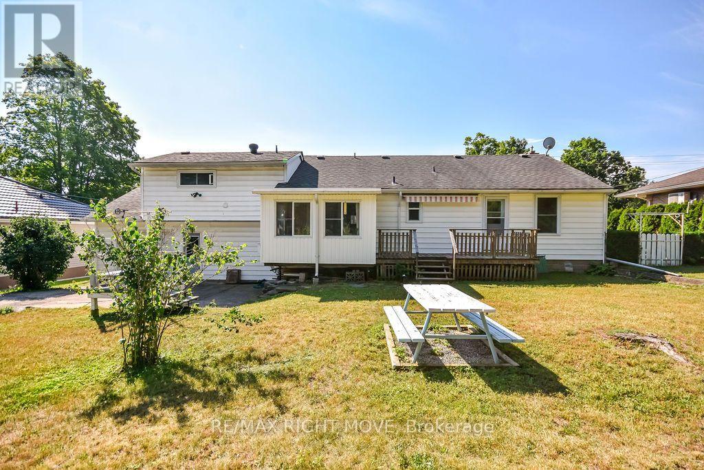 94 Fittons Road E, Orillia, Ontario L3V 2J5 - Photo 40 - S13842688