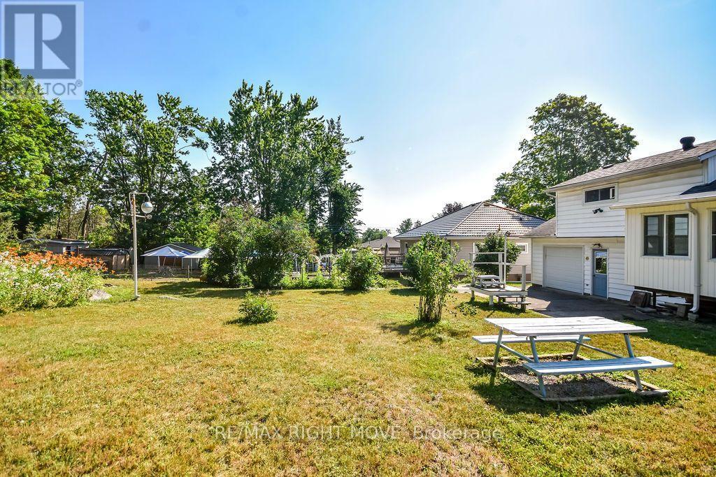 94 Fittons Road E, Orillia, Ontario L3V 2J5 - Photo 42 - S13842688