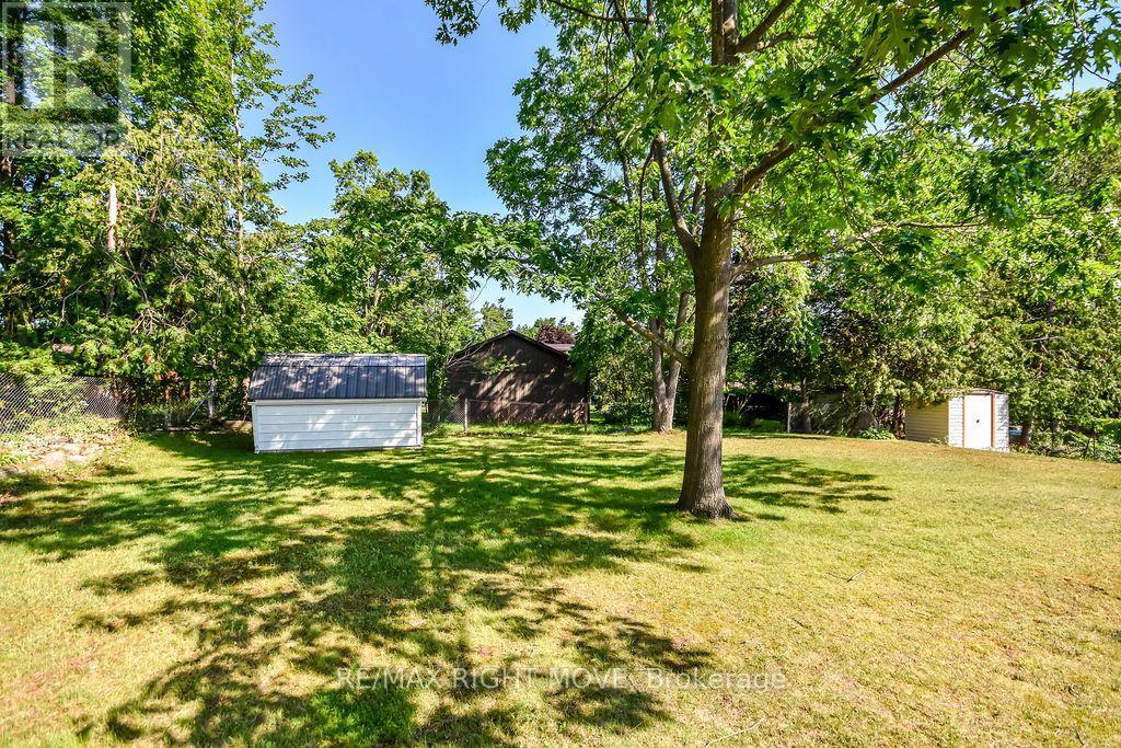 94 Fittons Road E, Orillia, Ontario L3V 2J5 - Photo 43 - S13842688
