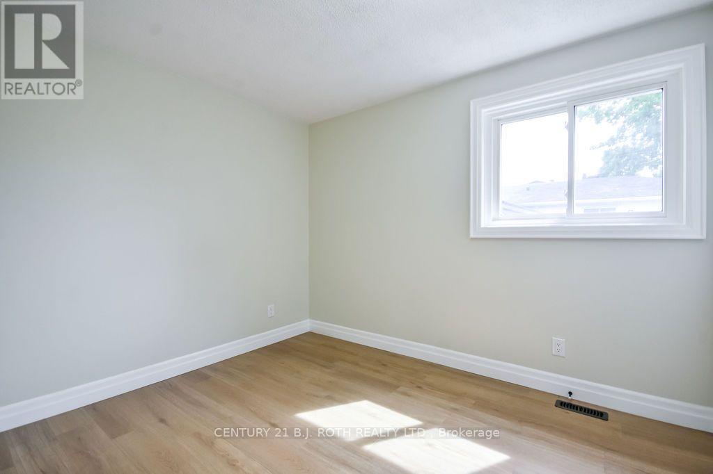 118 Marshall Street, Barrie (Allandale Heights), Ontario  L4N 4L5 - Photo 19 - S13842938