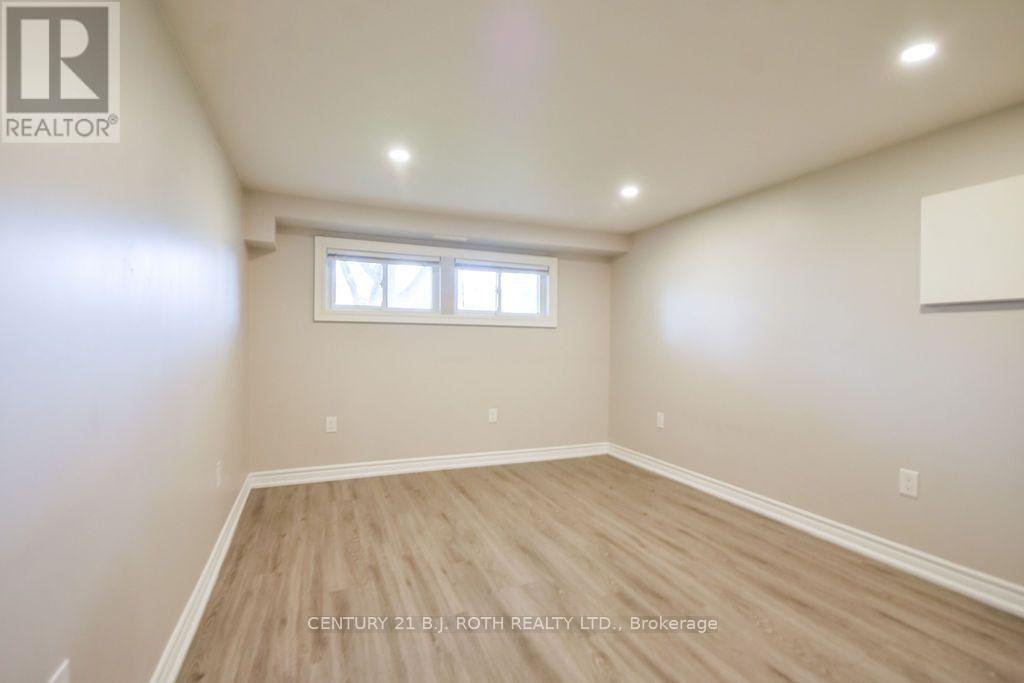 118 Marshall Street, Barrie (Allandale Heights), Ontario  L4N 4L5 - Photo 37 - S13842938