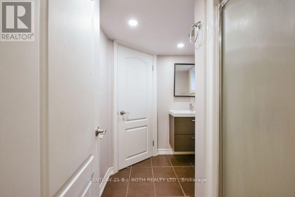 118 Marshall Street, Barrie (Allandale Heights), Ontario  L4N 4L5 - Photo 41 - S13842938