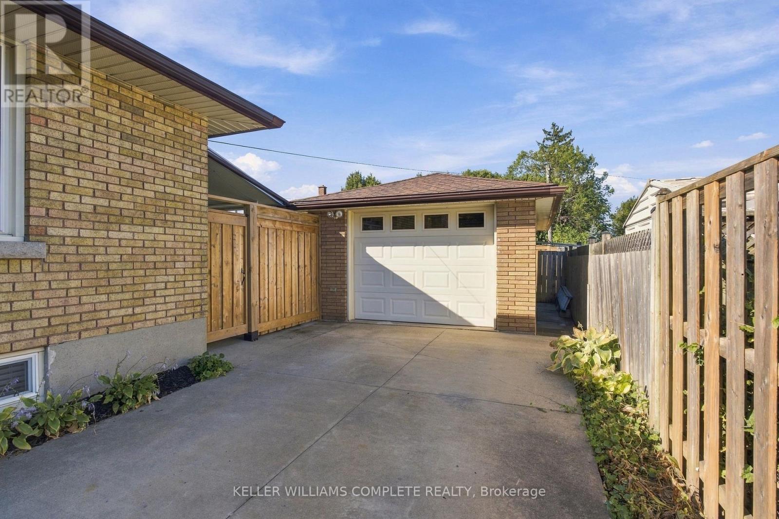 6247 Balmoral Avenue, Niagara Falls, Ontario  L2E 3A7 - Photo 34 - X13842964