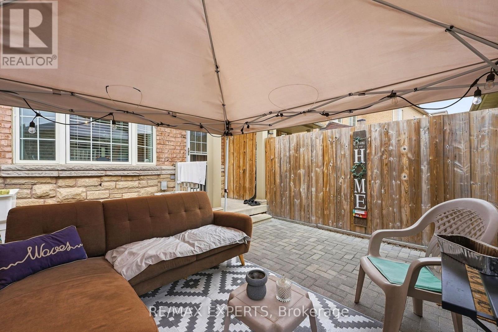 5 Parrotta Drive, Toronto (Humberlea-Pelmo Park), Ontario  M9M 0B4 - Photo 25 - W13842714