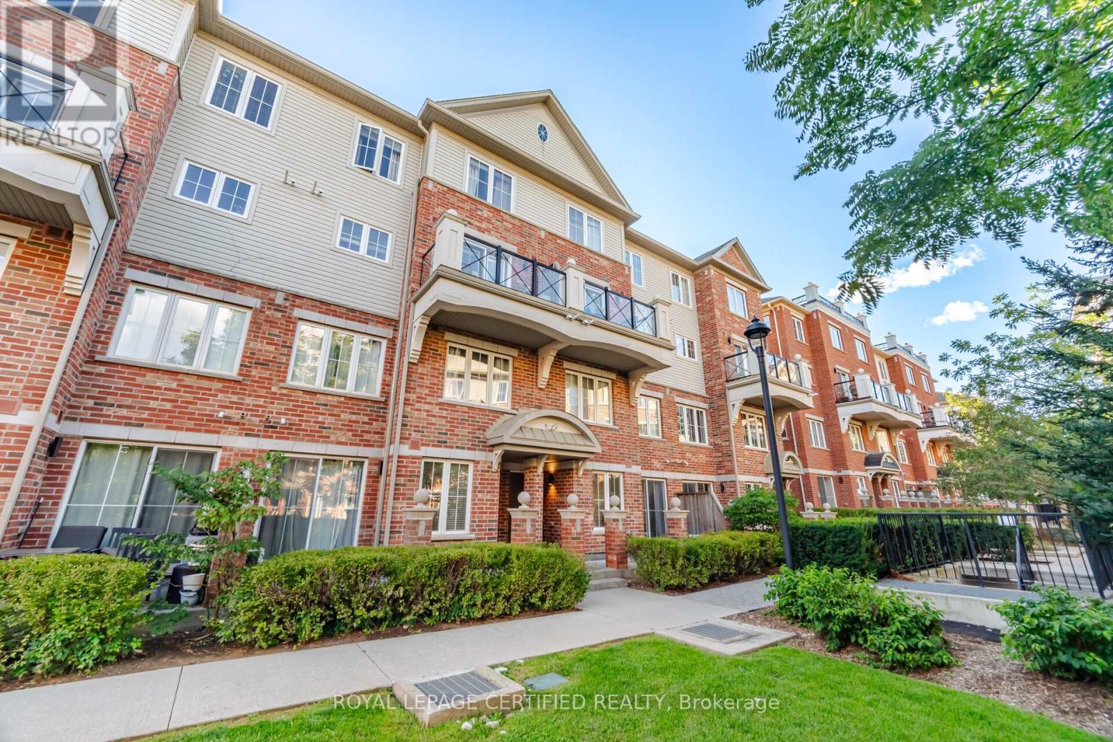 25 - 2551 Sixth Line, Oakville (Ro River Oaks), Ontario  L6H 0H7 - Photo 3 - W13842716