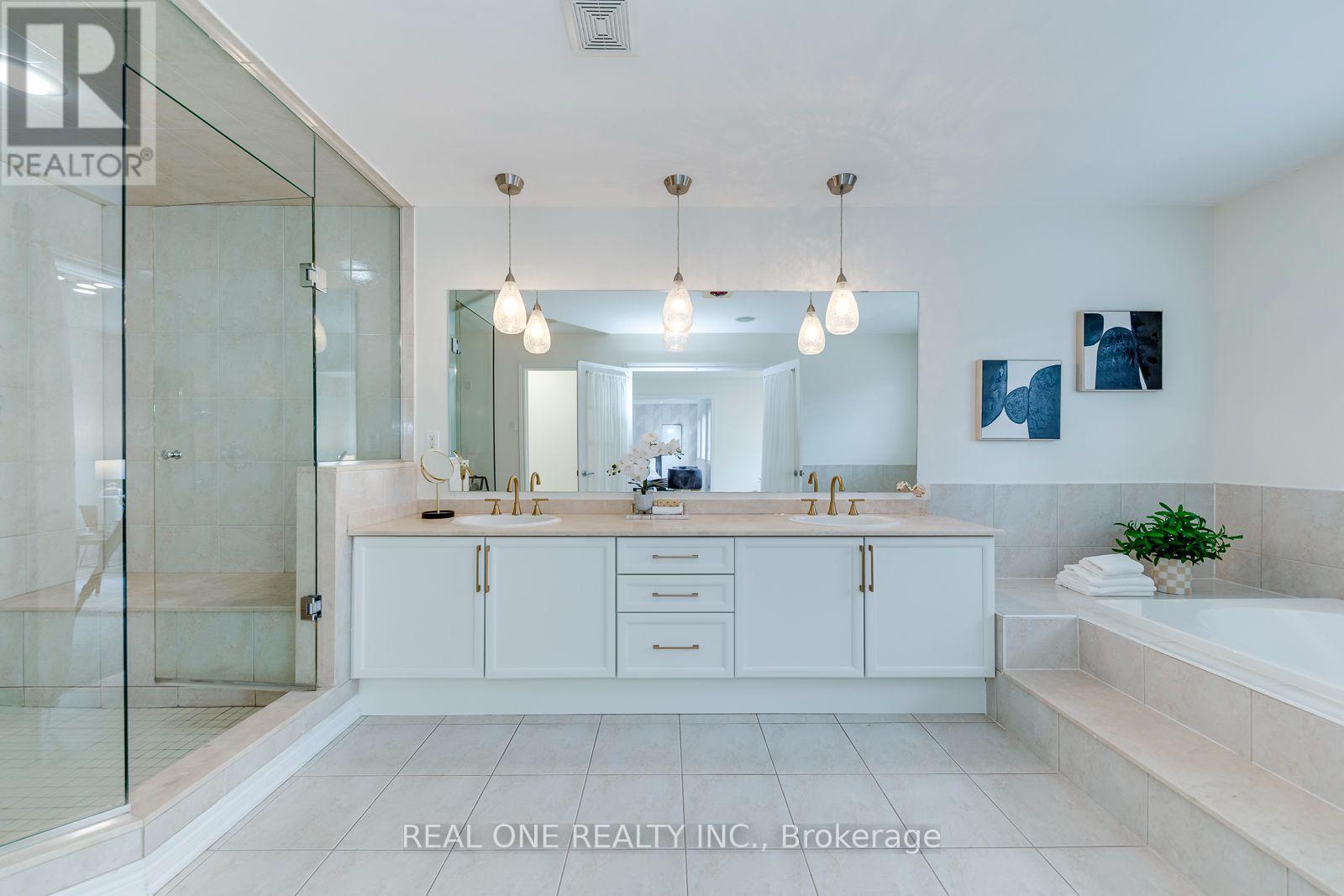 2456 Bon Echo Drive, Oakville (Jc Joshua Creek), Ontario  L6H 7P9 - Photo 30 - W13842732