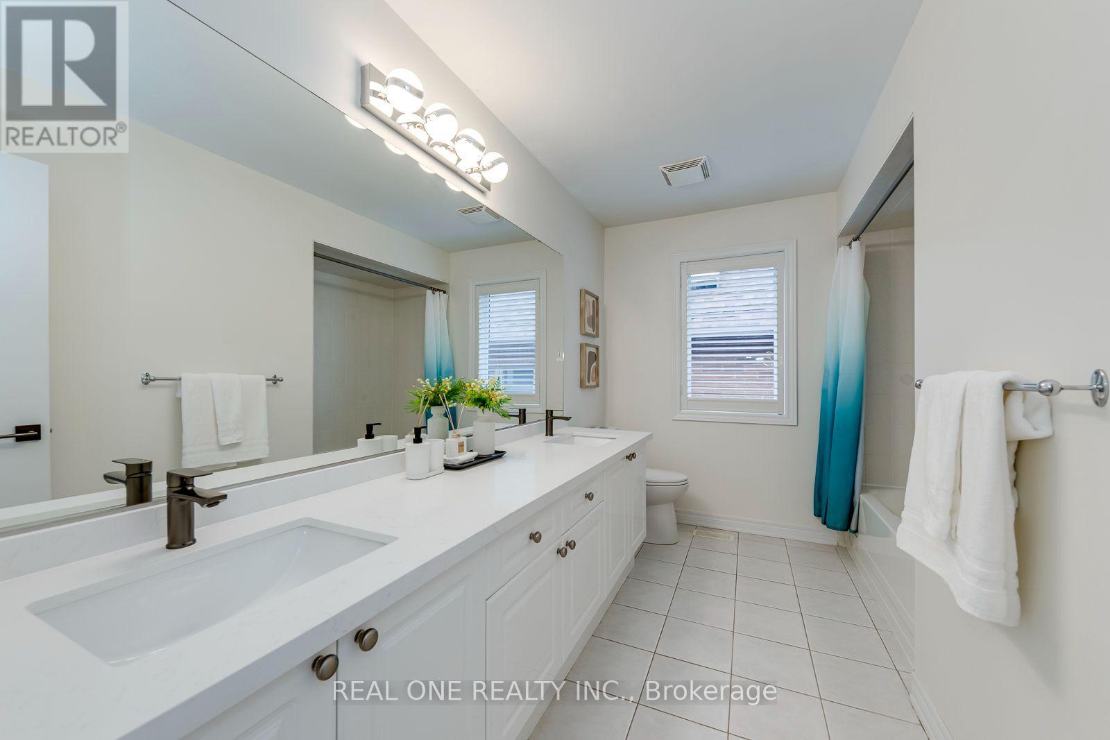 2456 Bon Echo Drive, Oakville (Jc Joshua Creek), Ontario  L6H 7P9 - Photo 39 - W13842732
