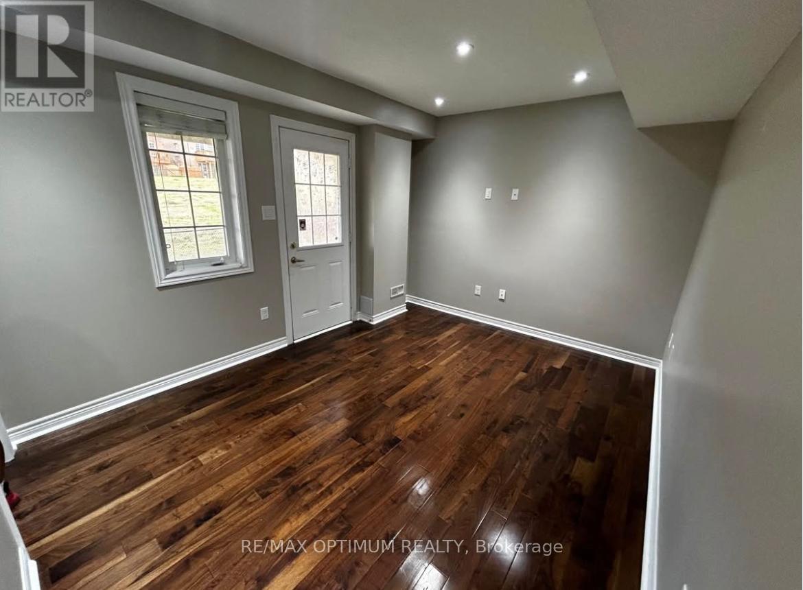 30 Arizona Drive, Brampton, Ontario  L6Y 0R6 - Photo 2 - W13842752