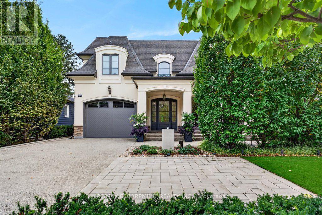 2188 Caroline Street, Burlington (Brant), Ontario  L7R 1M3 - Photo 3 - W13842788