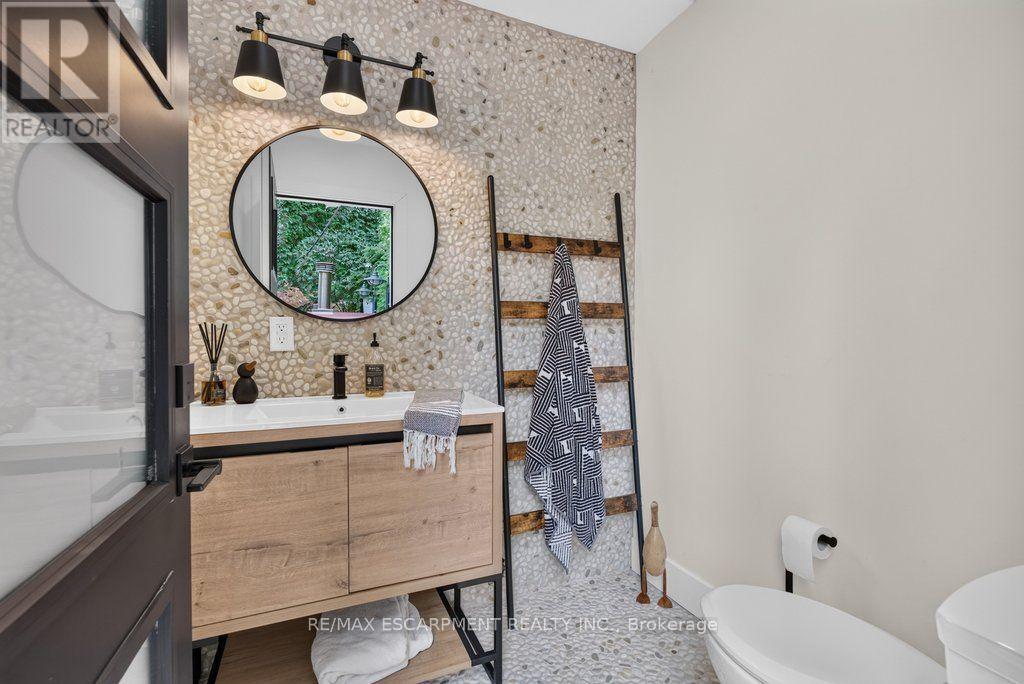 2188 Caroline Street, Burlington (Brant), Ontario  L7R 1M3 - Photo 44 - W13842788