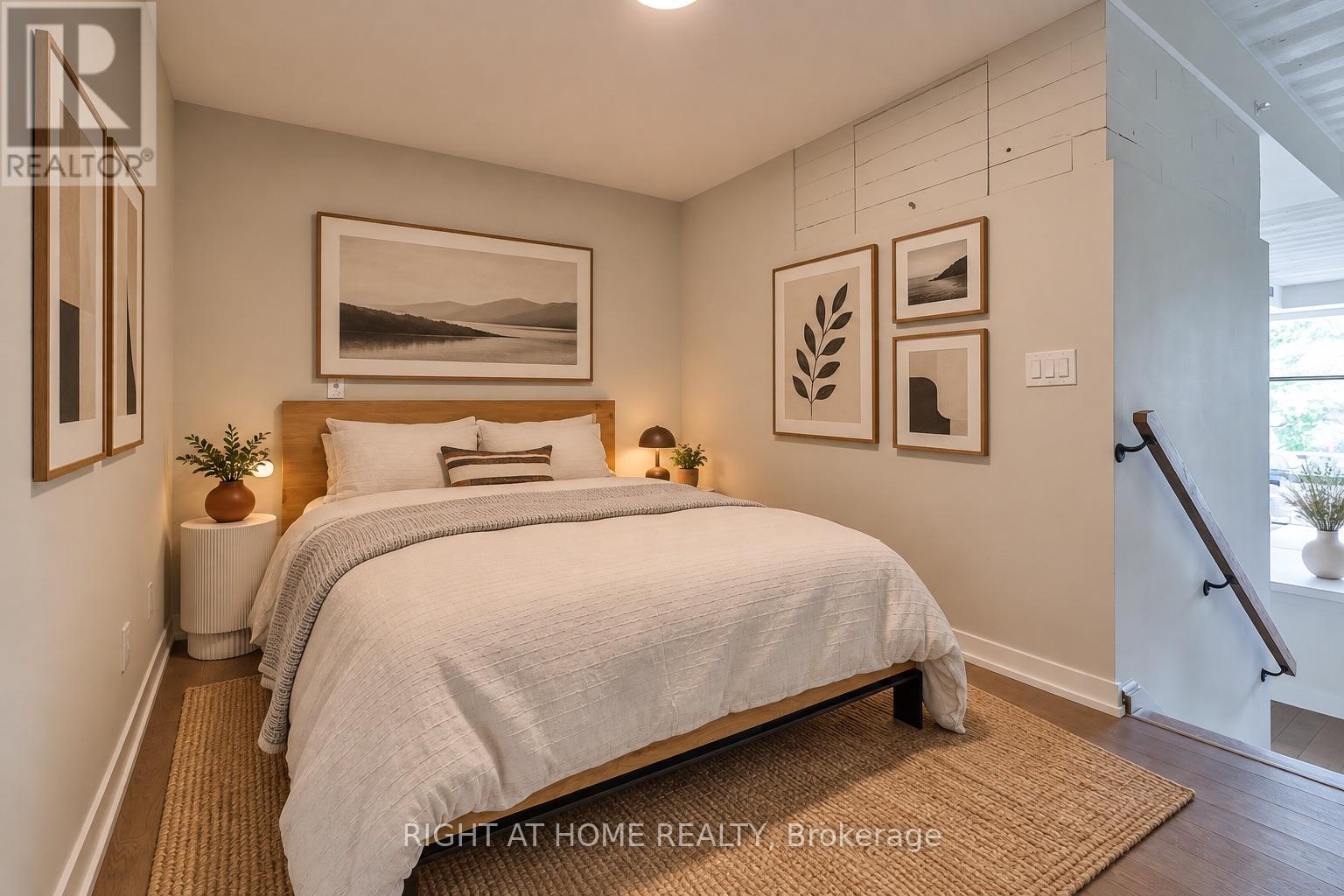 303 - 530 Indian Grove, Toronto, Ontario  M6P 0B3 - Photo 15 - W13842812