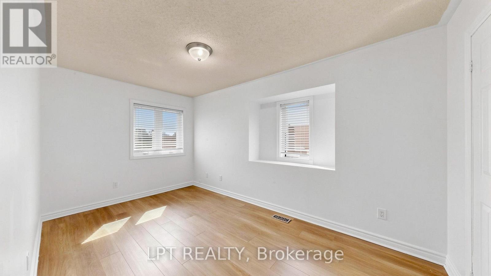 81 Shady Pine Circle, Brampton (Sandringham-Wellington), Ontario  L6R 1K3 - Photo 19 - W13842820