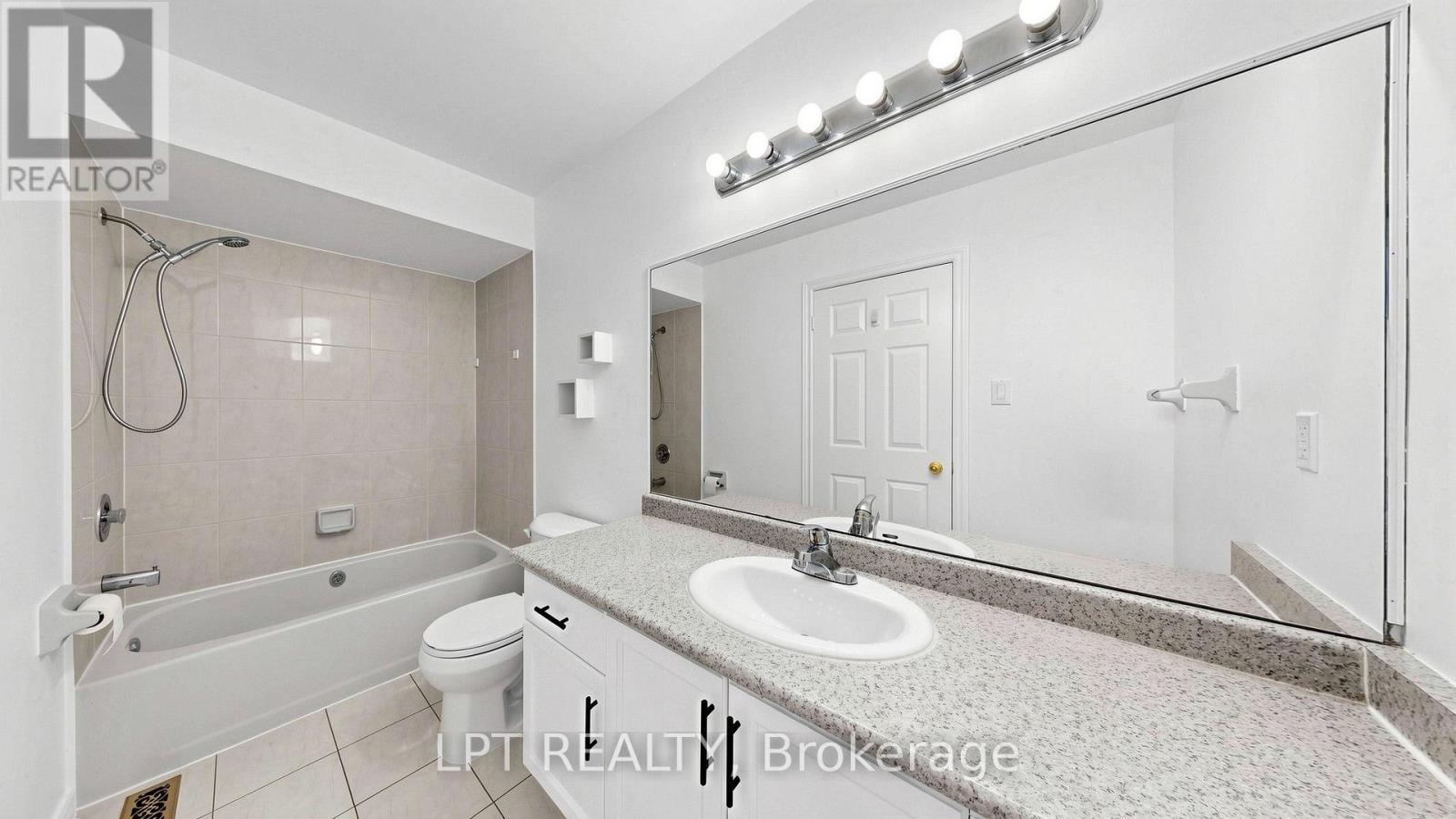 81 Shady Pine Circle, Brampton (Sandringham-Wellington), Ontario  L6R 1K3 - Photo 26 - W13842820