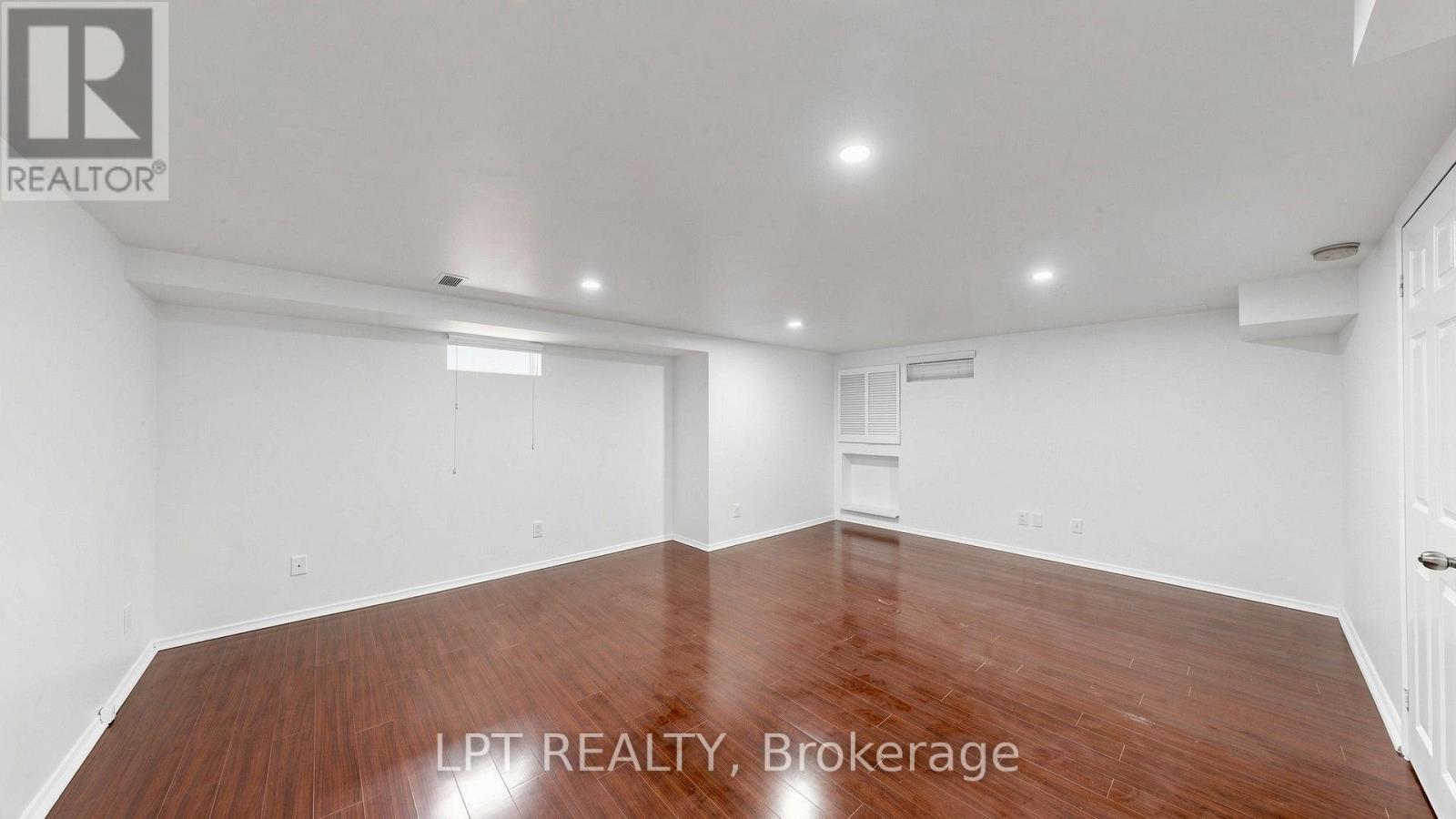 81 Shady Pine Circle, Brampton (Sandringham-Wellington), Ontario  L6R 1K3 - Photo 28 - W13842820