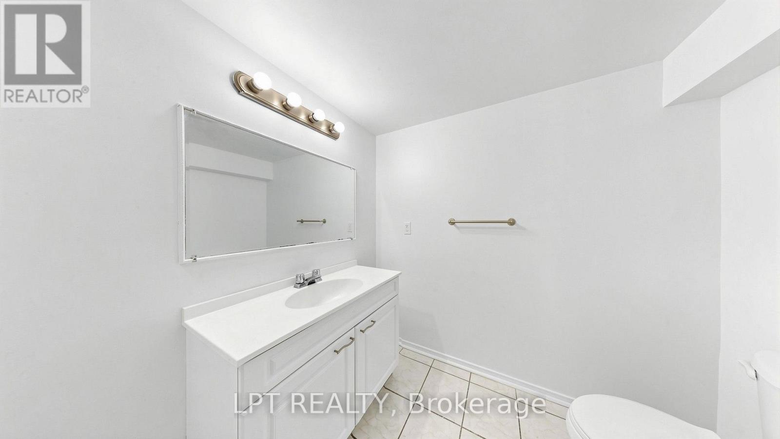 81 Shady Pine Circle, Brampton (Sandringham-Wellington), Ontario  L6R 1K3 - Photo 31 - W13842820