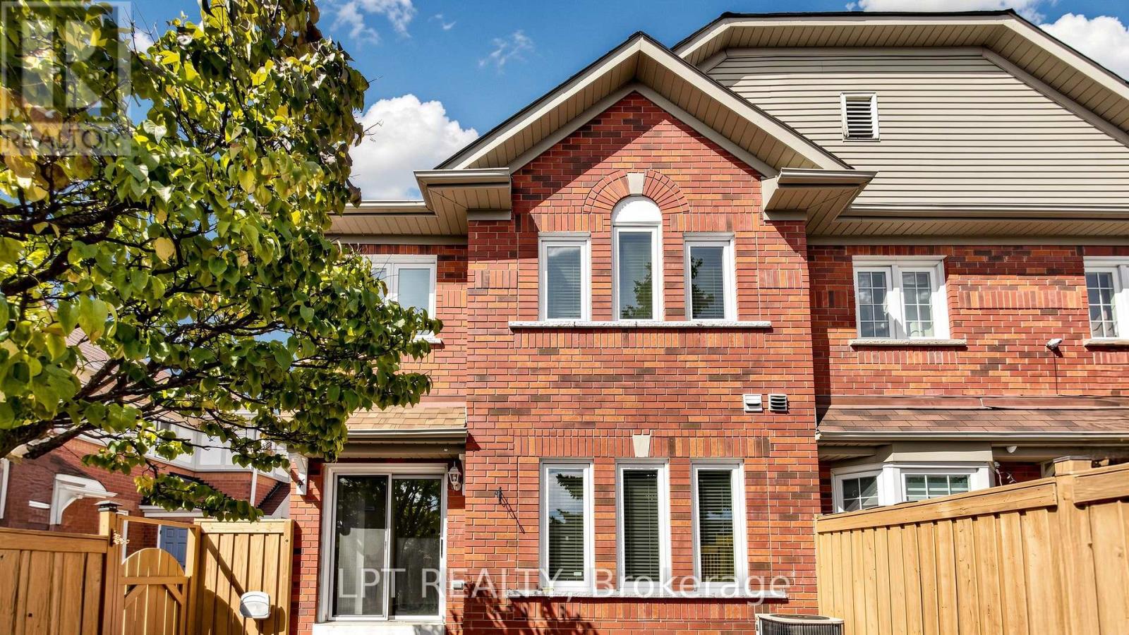 81 Shady Pine Circle, Brampton (Sandringham-Wellington), Ontario  L6R 1K3 - Photo 36 - W13842820