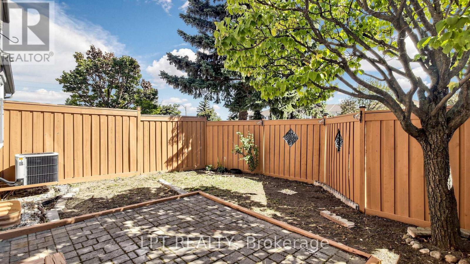 81 Shady Pine Circle, Brampton (Sandringham-Wellington), Ontario  L6R 1K3 - Photo 37 - W13842820