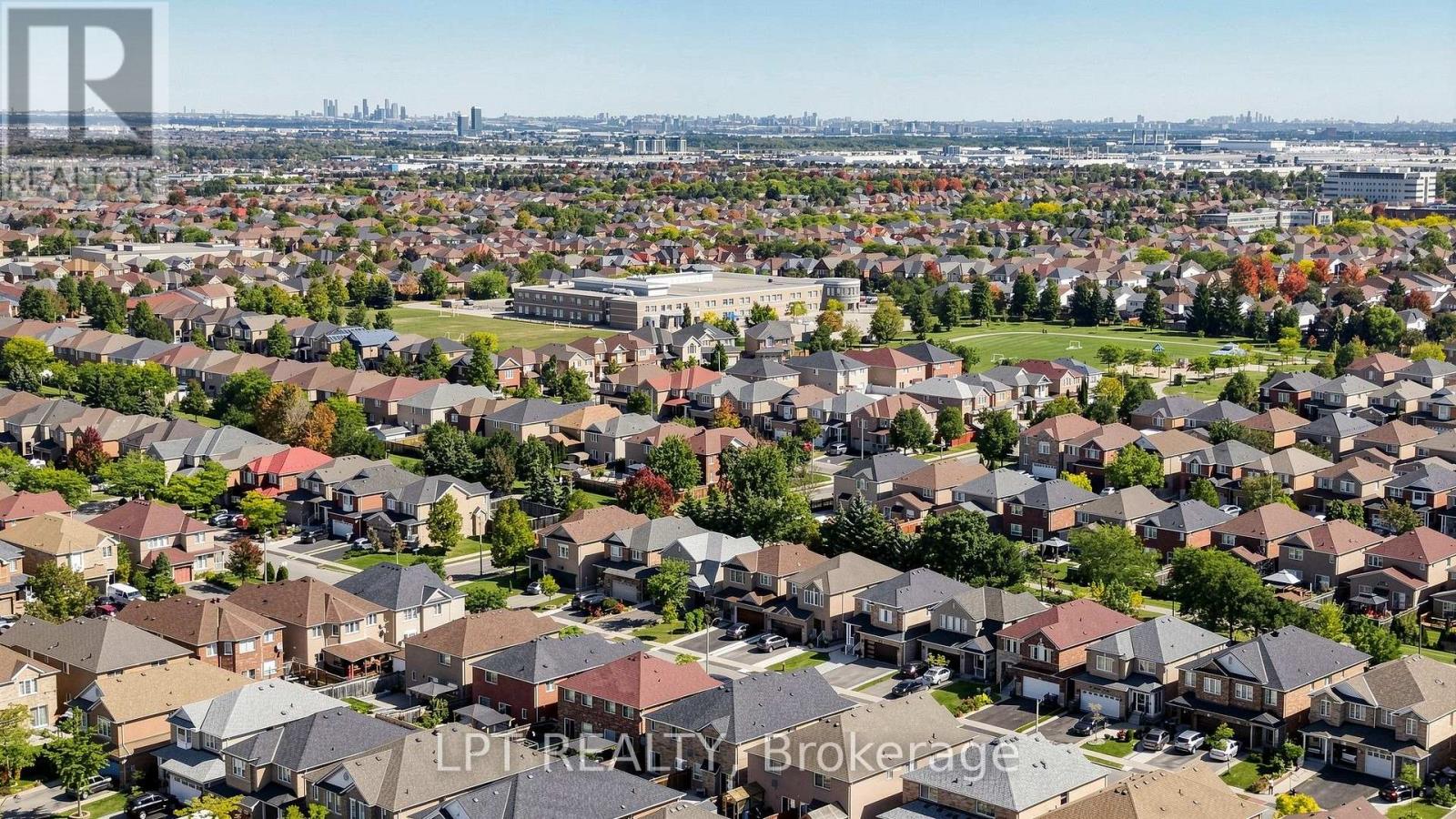 81 Shady Pine Circle, Brampton (Sandringham-Wellington), Ontario  L6R 1K3 - Photo 45 - W13842820