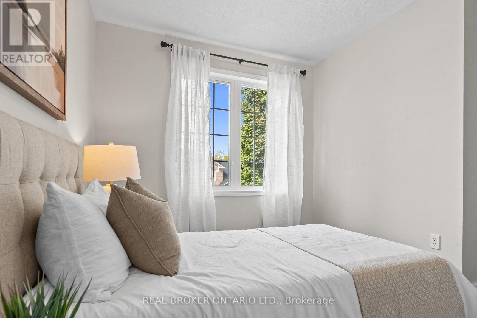 2349 Falkland Crescent, Oakville, Ontario  L6M 4Y1 - Photo 24 - W13842858