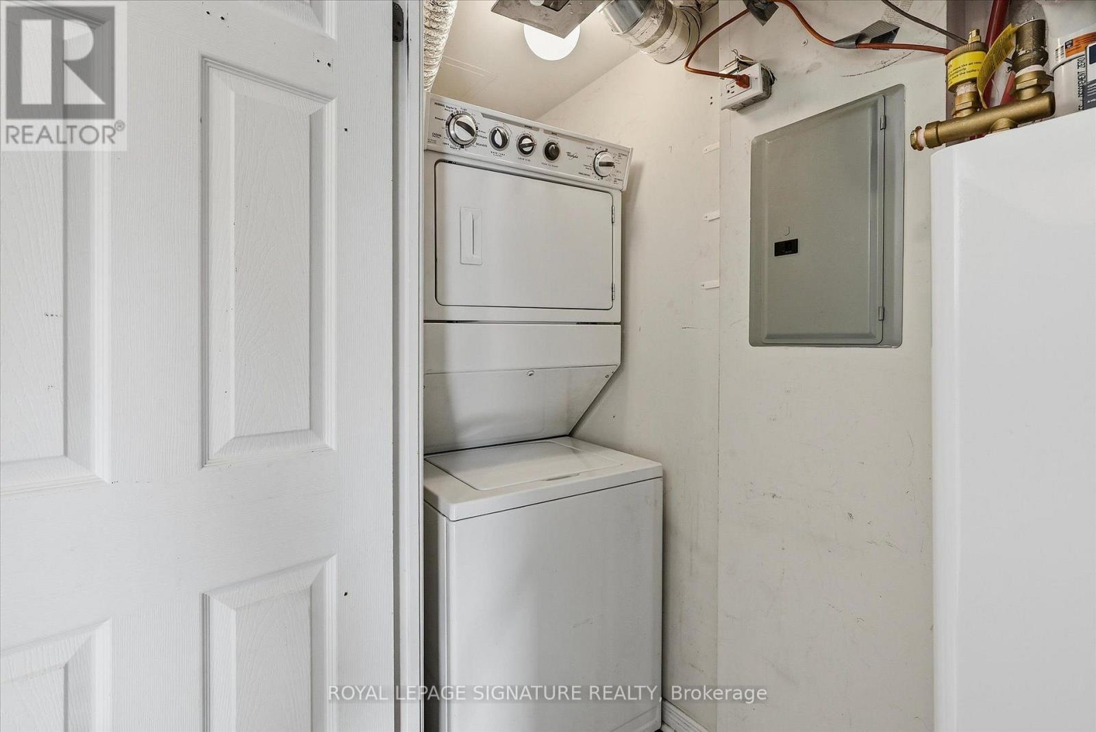Th135 - 5 Elsie Lane, Toronto (Dovercourt-Wallace Emerson-Junction), Ontario  M6P 3N3 - Photo 25 - W13842866
