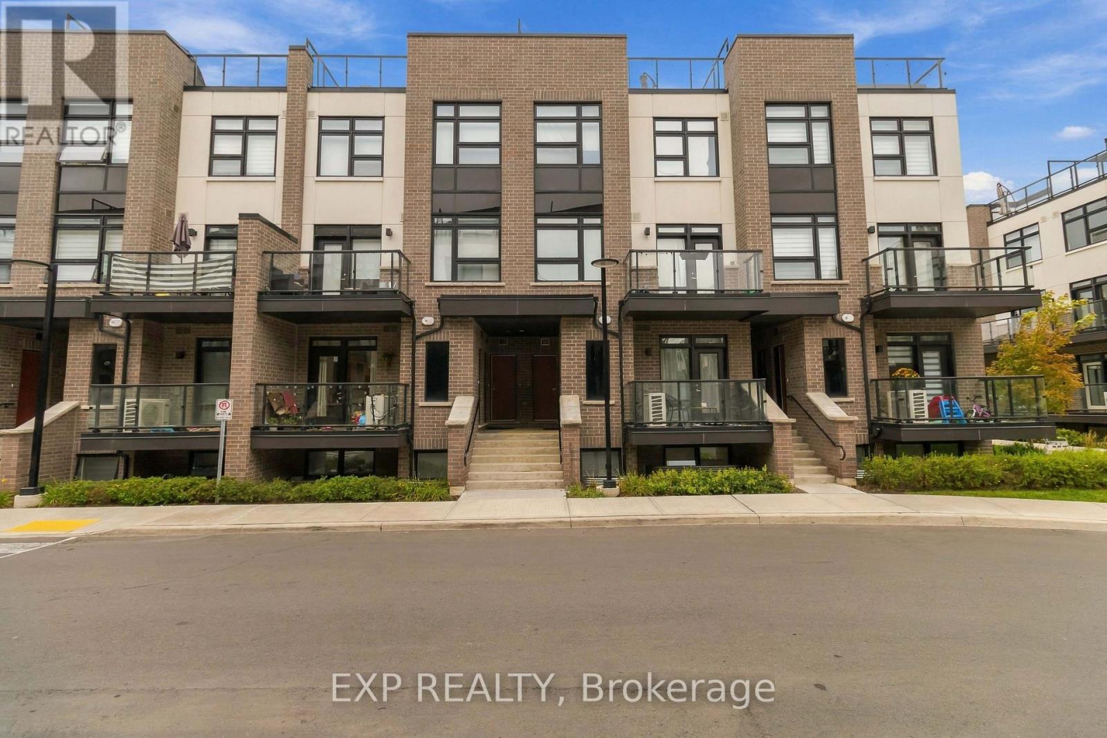118 - 1569 Rose Way, Milton, Ontario  L9E 1N4 - Photo 3 - W13842900