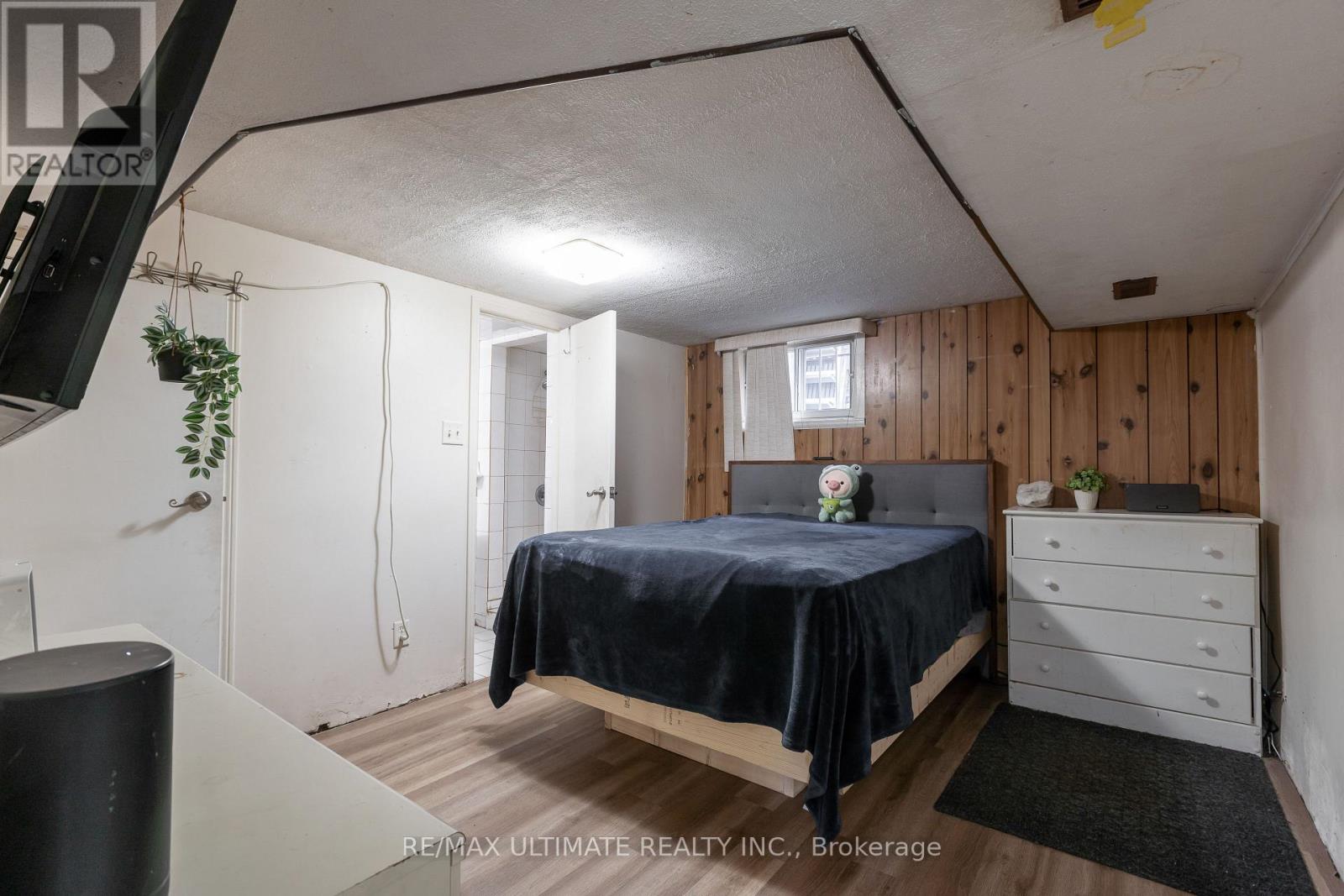 6 Redberry Parkway, Toronto, Ontario  M6L 2J5 - Photo 29 - W13842952