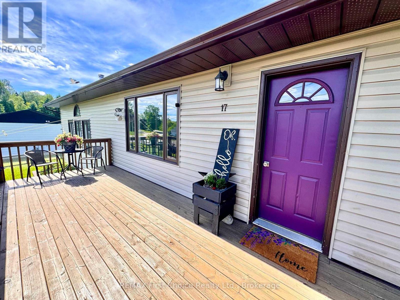 17 Kenora Road, Red Lake, Ontario  P0V 2M0 - Photo 8 - X13483740