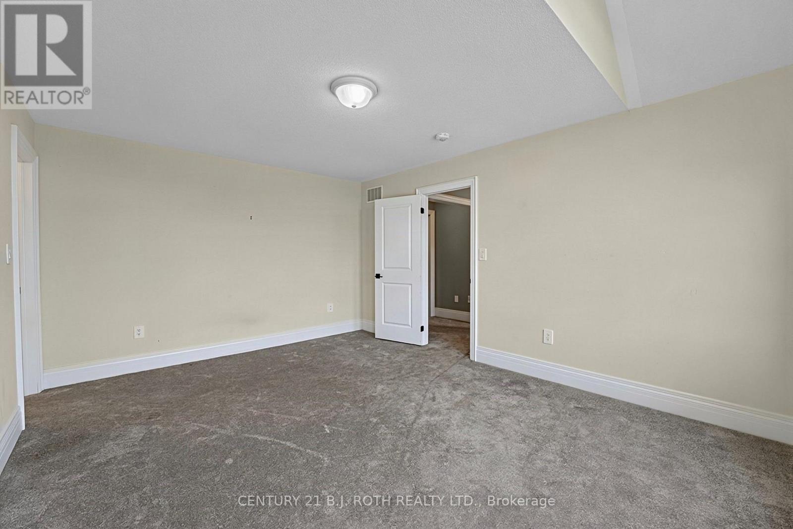 55 Sanford Circle, Springwater, Ontario  L9X 2A9 - Photo 39 - S13825682
