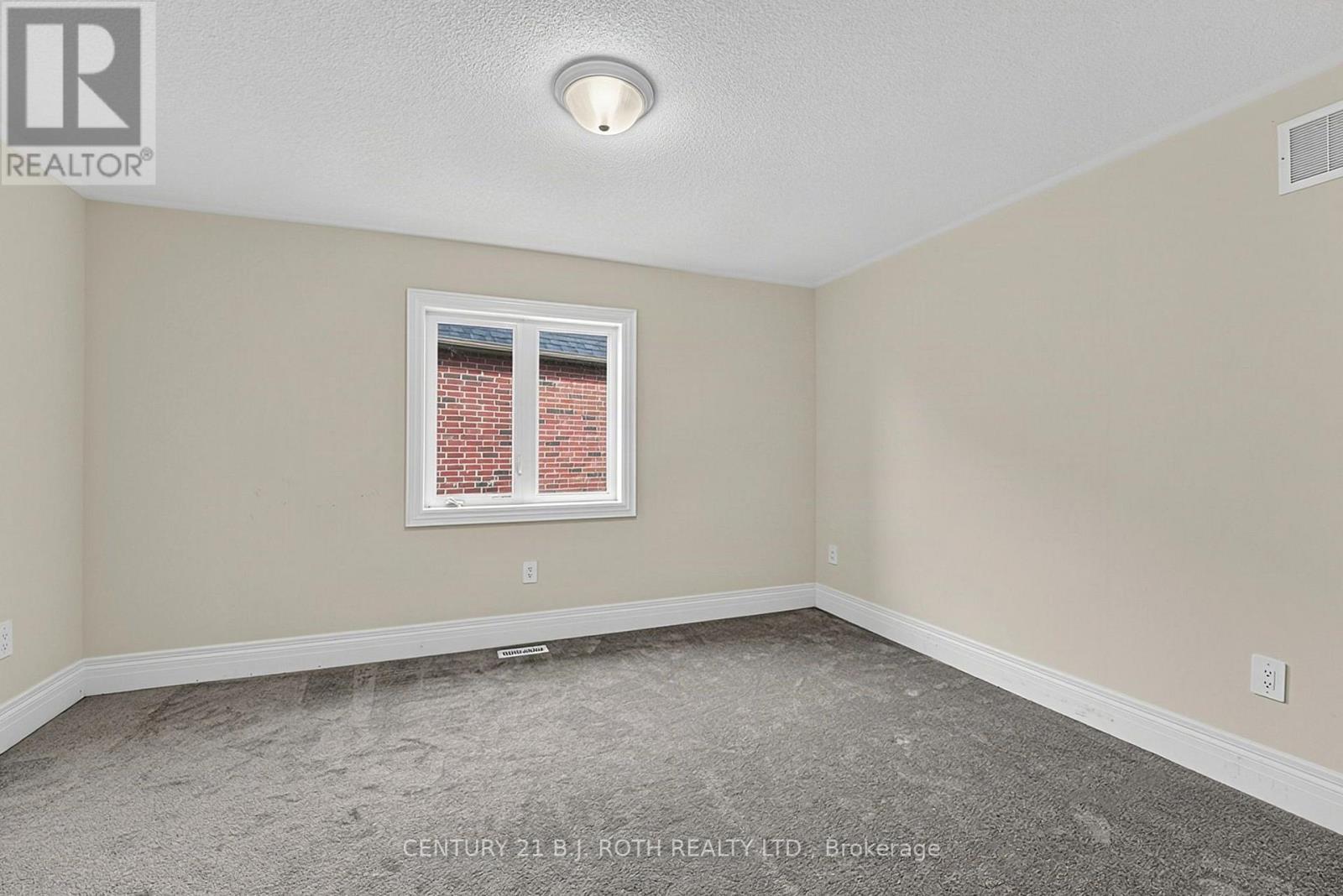 55 Sanford Circle, Springwater, Ontario  L9X 2A9 - Photo 31 - S13825682