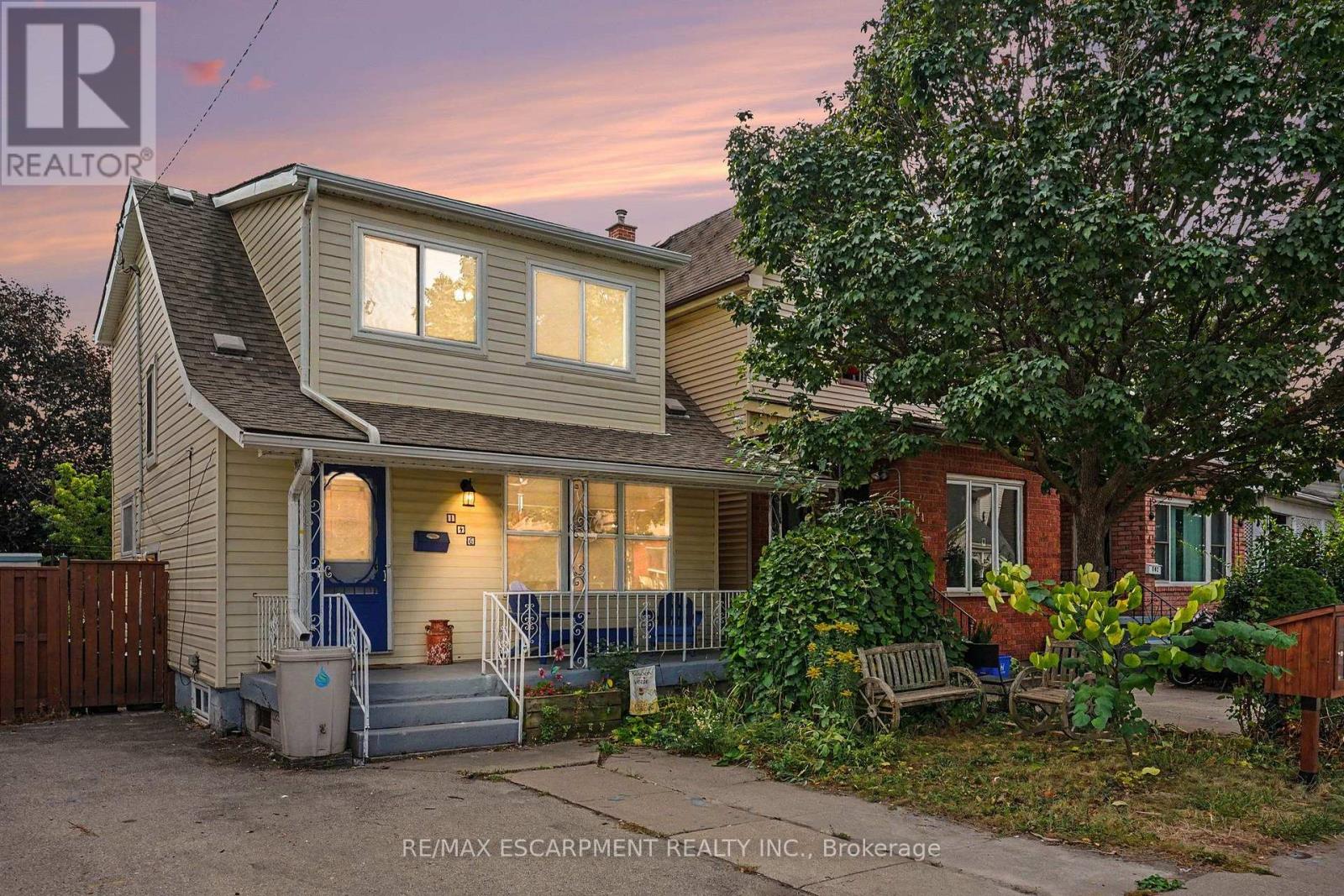 146 BELMONT AVENUE, hamilton (crown point), Ontario