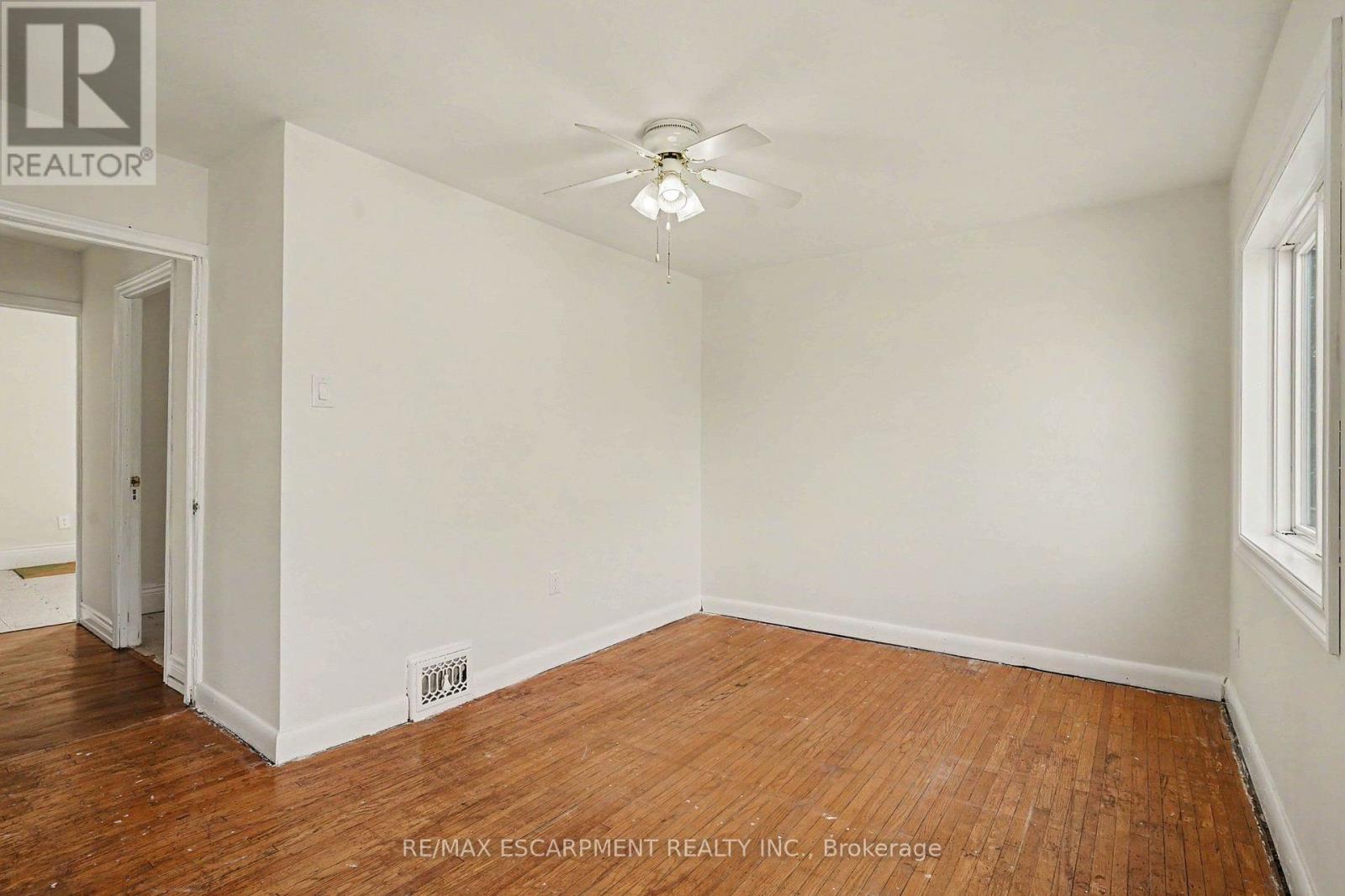 146 Belmont Avenue, Hamilton (Crown Point), Ontario  L8L 7M3 - Photo 16 - X13842844