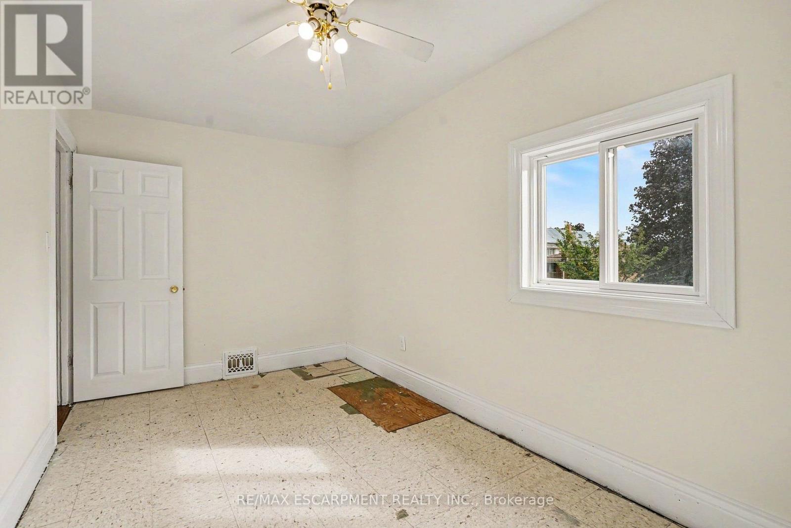 146 Belmont Avenue, Hamilton (Crown Point), Ontario  L8L 7M3 - Photo 21 - X13842844