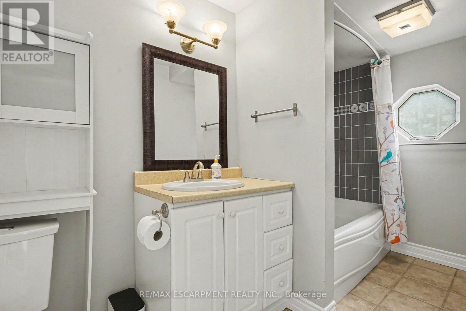 146 Belmont Avenue, Hamilton (Crown Point), Ontario  L8L 7M3 - Photo 22 - X13842844