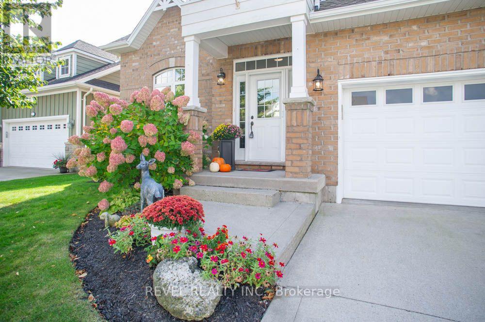 27 Schooner Drive, Norfolk, Ontario  N0A 1N3 - Photo 3 - X13842936