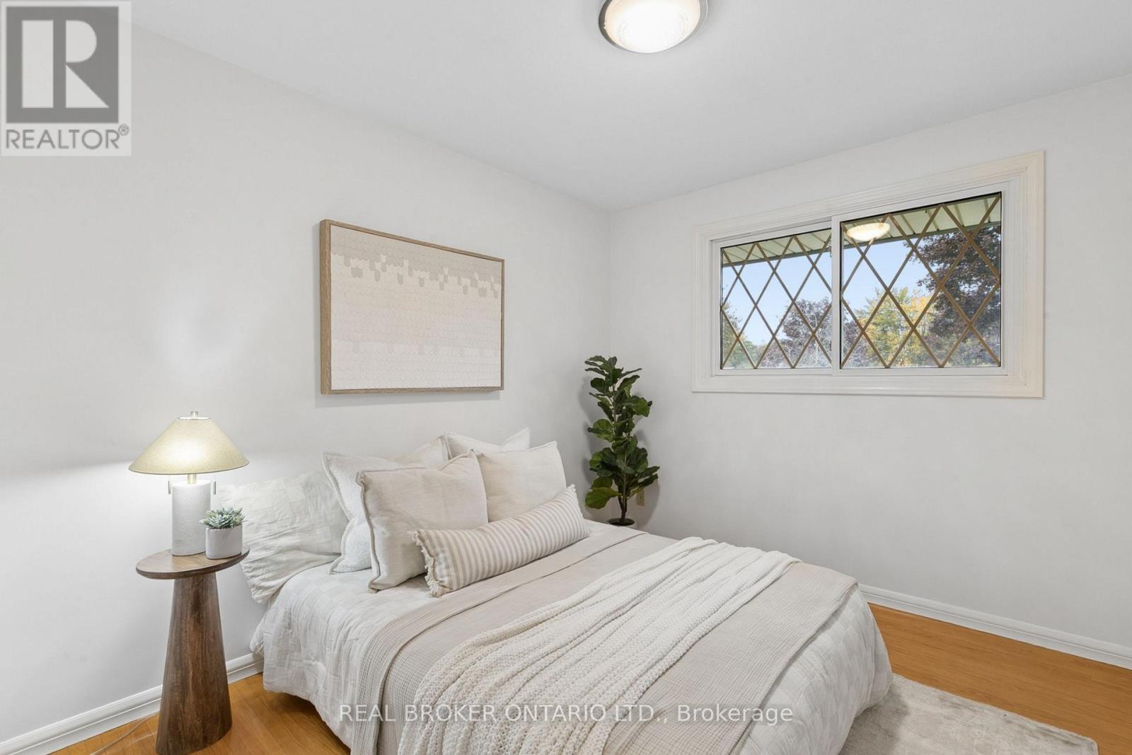 54 Hampton Place, Kitchener, Ontario  N2B 2S3 - Photo 25 - X13842974